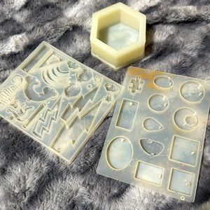 Silicone jewelry molds